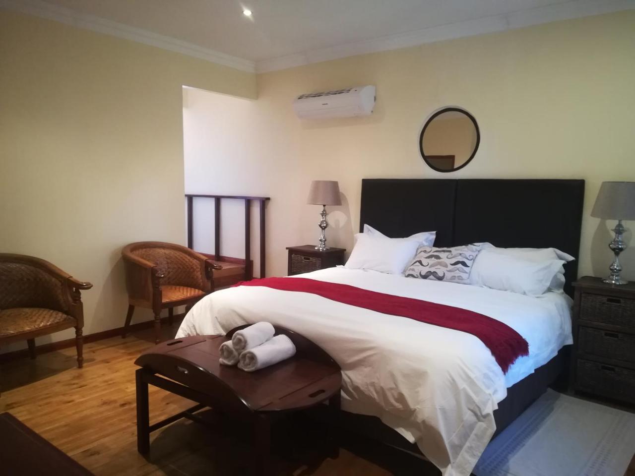 Moon And Sixpence Garden Guest House Muldersdrift Exterior photo